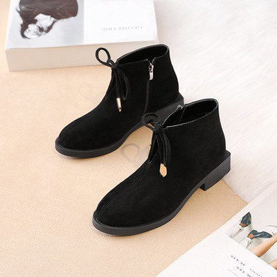 Γυναικεία casual παπούτσια με κορδόνια και επίπεδη σόλα