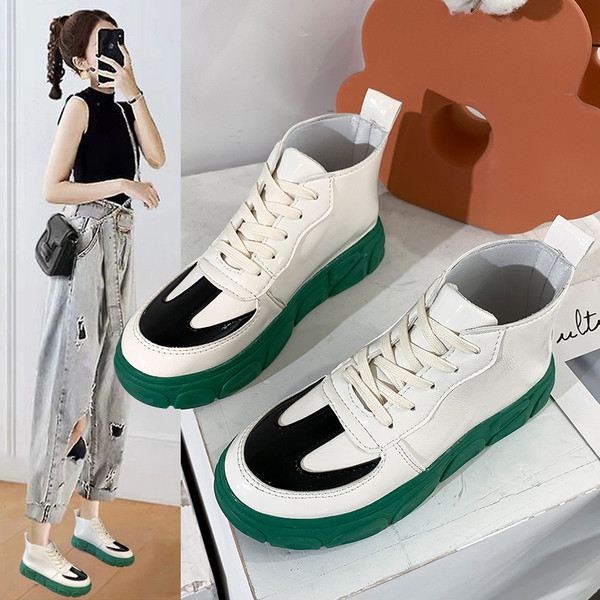 Naiste nahast tossud kõrge paeltega mudel