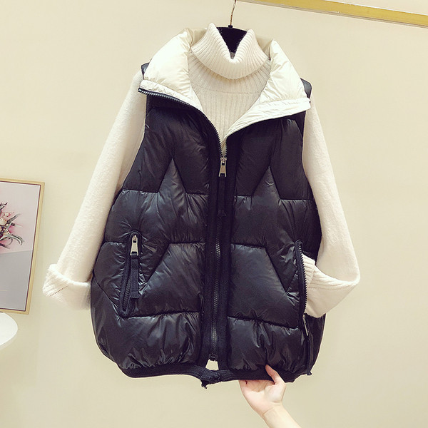 Naiste vabaajavest kõrge krae ja lukuga