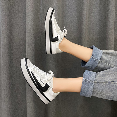 Női alkalmi tornacipő nyakkendővel és felirattal