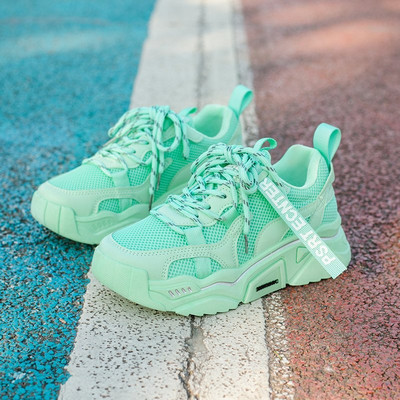 Νέο μοντέλο casual αθλητικά παπούτσια με τραχιά σόλα και κορδόνια