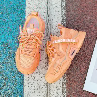 Νέο μοντέλο casual αθλητικά παπούτσια με τραχιά σόλα και κορδόνια