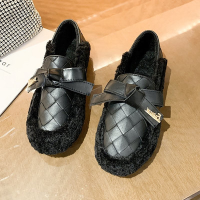 Γυναικεία casual παπούτσια με κορδέλα - επίπεδη σόλα