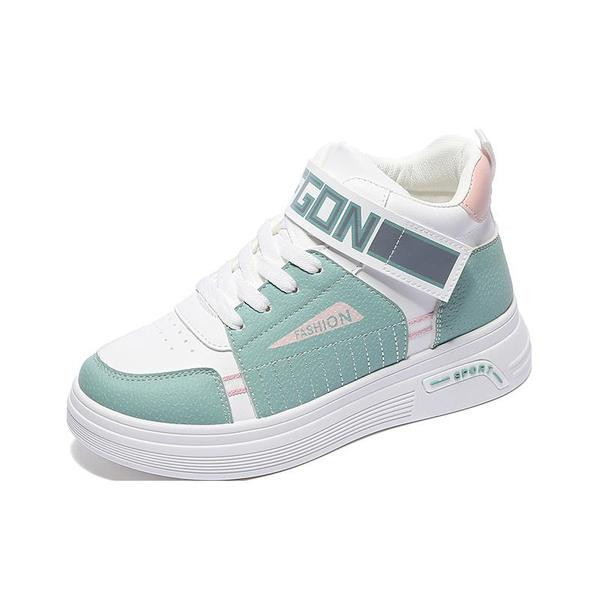 Női alkalmi tornacipő lapos talppal és feliratokkal