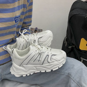 Naiste sporditossud 5 cm platvormiga