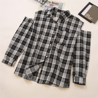 Vabaaja naiste ruuduline paljaste õlgadega särk