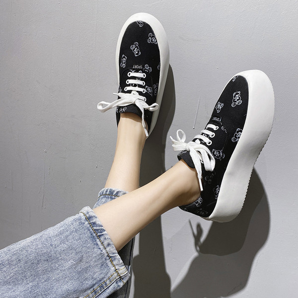 Platvormi ja rakendusega tekstiilist tossud