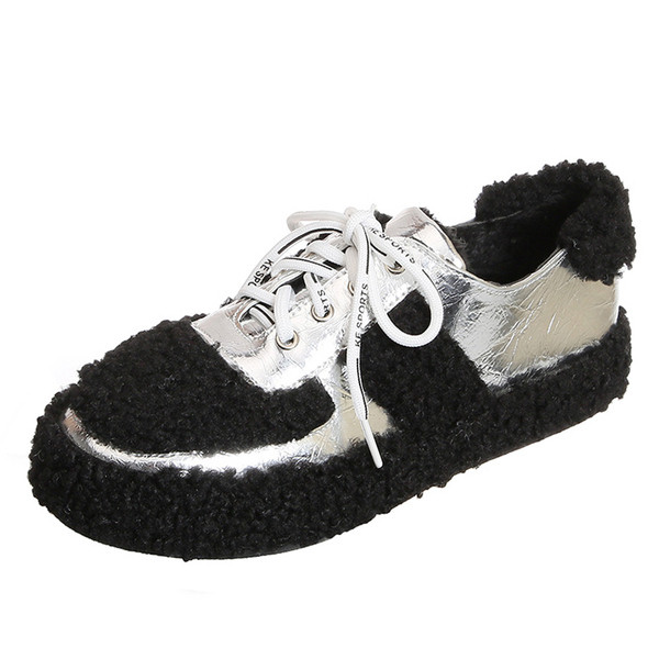 Modern női tornacipő pehely és fűzővel