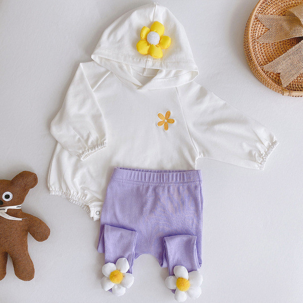 Παντελόνι για κορίτσια με τρισδιάστατη διακόσμηση σε σχήμα λουλουδιού