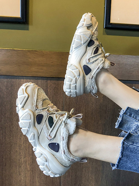 Kareda tallaga sügisene naiste tossud