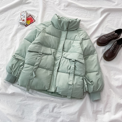 Uue mudeli kõrge krae ja taskutega talvejope