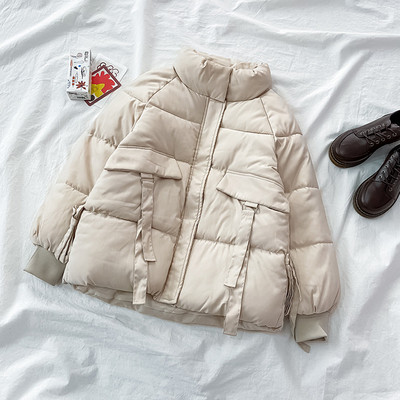 Uue mudeli kõrge krae ja taskutega talvejope