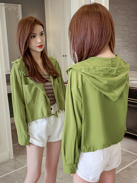 Hétköznapi női kabát új modellje kapucnival