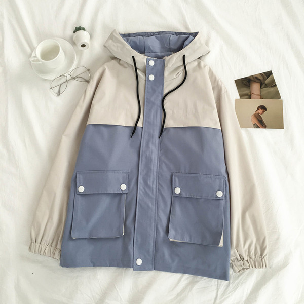 Sügisene lai kapuutsi ja taskutega jope