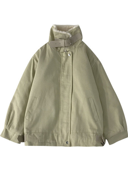 Napi téli női kabát magas gallérral és zsebekkel