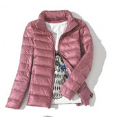 Ženska ležerna jakna s visokim ovratnikom i patentnim zatvaračem