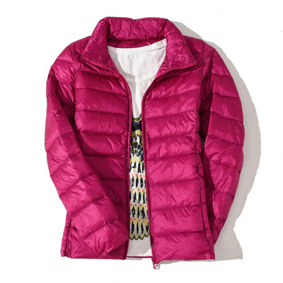 Ženska ležerna jakna s visokim ovratnikom i patentnim zatvaračem