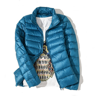 Ženska ležerna jakna s visokim ovratnikom i patentnim zatvaračem