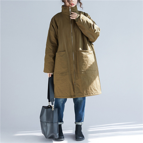 Naiste vabaaja jope lai lukuga ja taskutega mudel