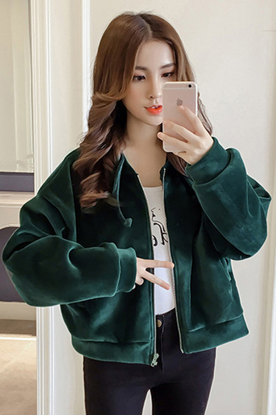 Új modell puha női kabát kapucnival és zsebekkel