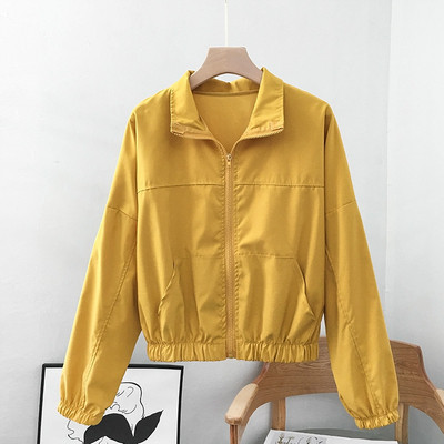 Vékony tavaszi-őszi kabát cipzárral