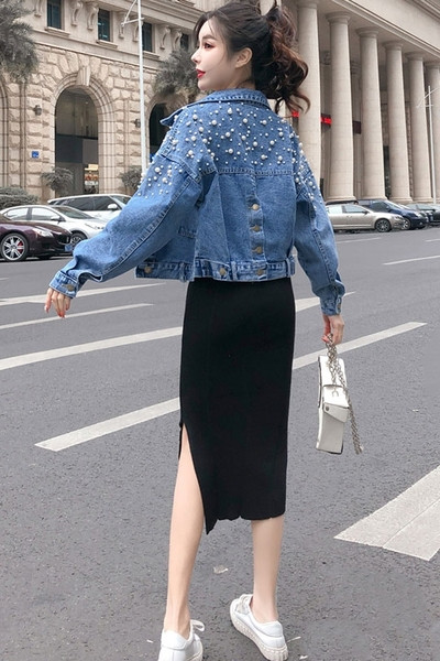 Modern női farmerdzseki klasszikus gallérral