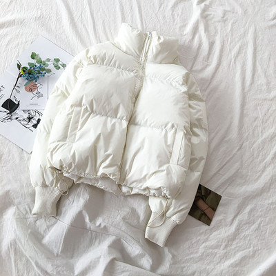 Őszi-téli női kabát cipzárral