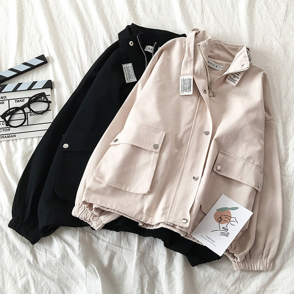 Női széldzseki, zsebekkel