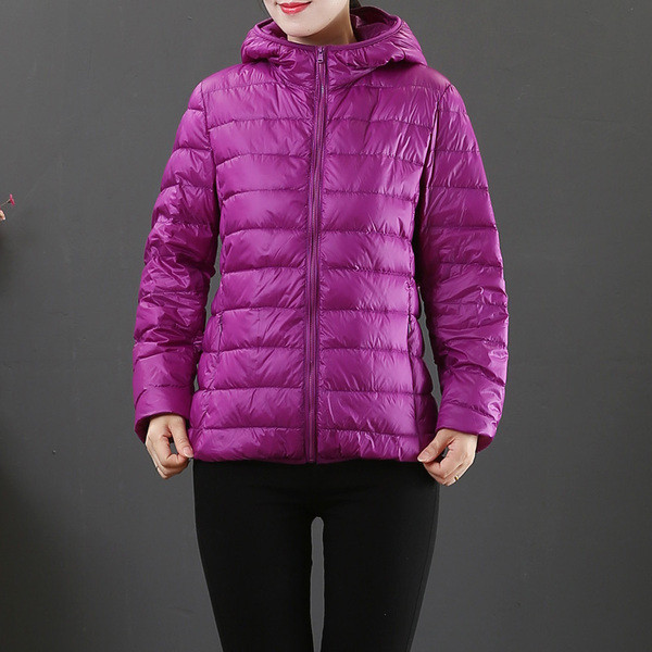 Γυναικείο ελαφρύ μπουφάν με κουκούλα και τσέπες