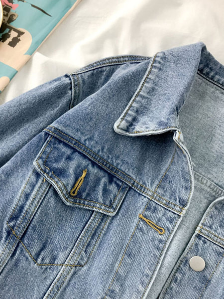 Új modell női farmerdzseki kék színben, gombokkal