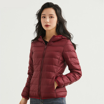 Σπορ-casual γυναικείο μπουφάν με κουκούλα και μεγέθη έως 4XL