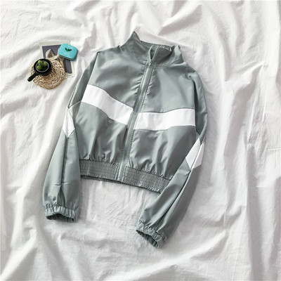 Õhuke lukuga ja elastse vöökohaga kevad-sügisjope