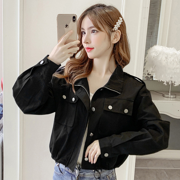 Naiste kõrge krae ja taskutega spordijope