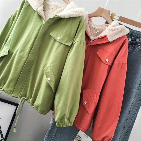 Novi model jesensko zimske jakne sa mekom postavom