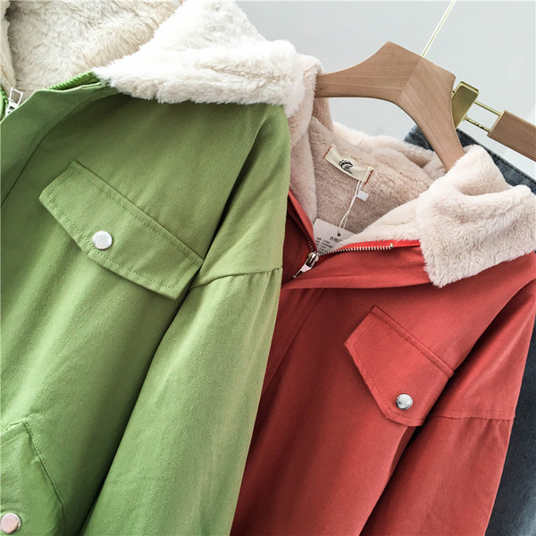Novi model jesensko zimske jakne sa mekom postavom