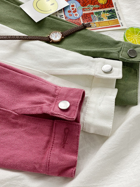 Naiste vabaaja teksajakk nööpide ja klassikalise kraega