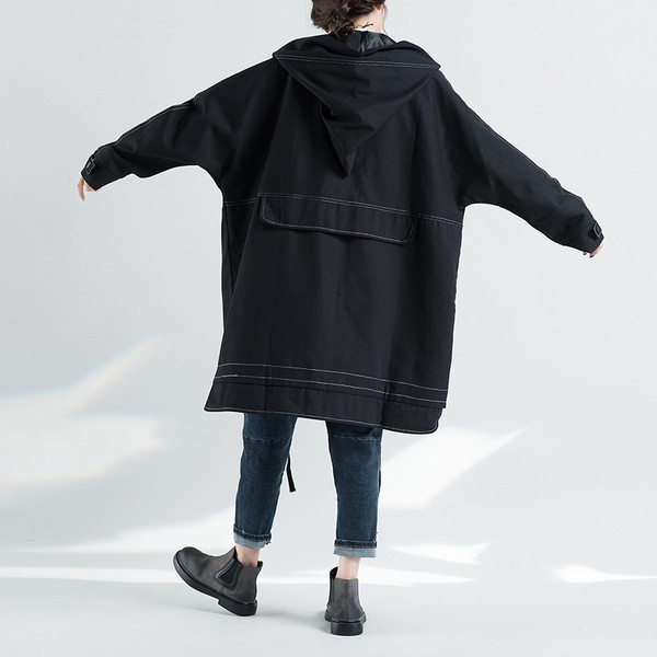 Lai kapuutsiga ja taskutega naiste jope