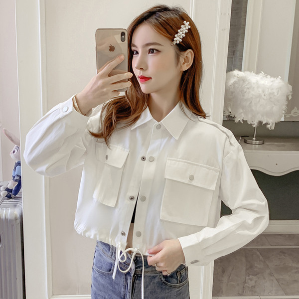 Vaba vabaaja lühike naiste jakk krae ja nööpidega