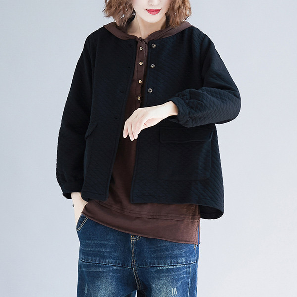 Női alkalmi kabát gombokkal