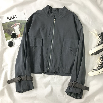 Naiste vabaaja jope luku ja taskutega