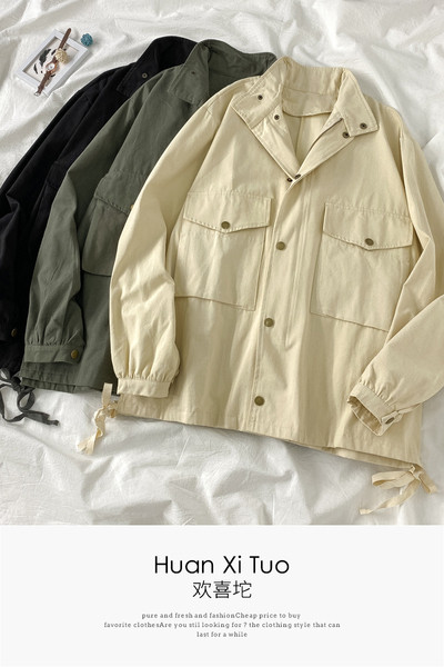 Naiste sügisjope taskute ja nööpidega