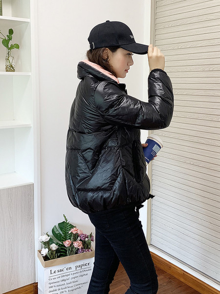 Női téli kabát magas gallérral