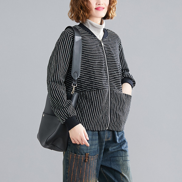 Naiste vabaaja lühike pikkade varrukatega jakk