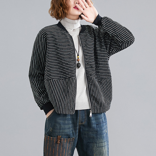 Naiste vabaaja lühike pikkade varrukatega jakk