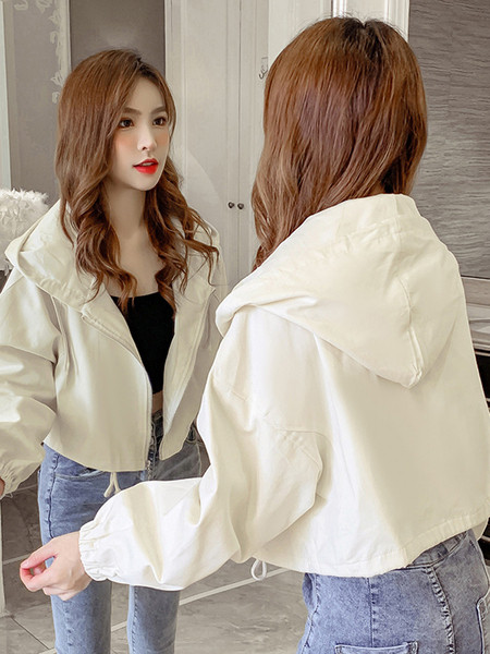 Naiste vabaaja lühike kapuutsiga ja pikkade varrukatega jope