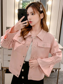 Moodne naiste jope lootose varrukate ja nööpidega