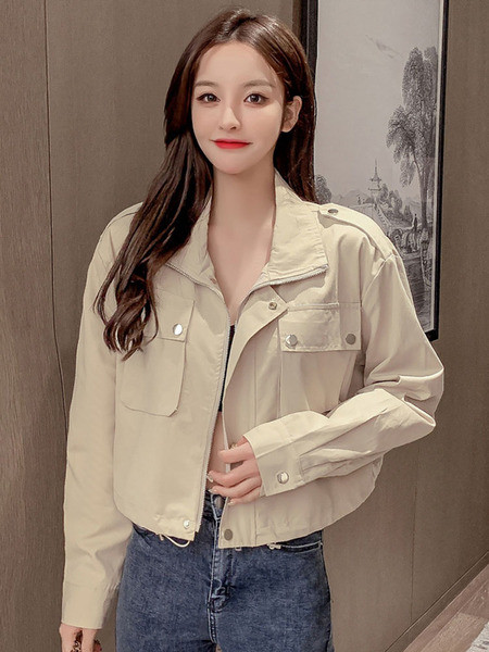 Női alkalmi kabát zsebekkel - széles modell