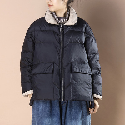 Széles modell téli kabát hasítékokkal