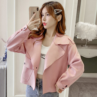 Uut mudelit pikkade sametvarrukatega naiste jope