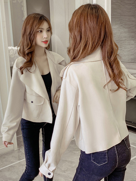 Uut mudelit pikkade sametvarrukatega naiste jope